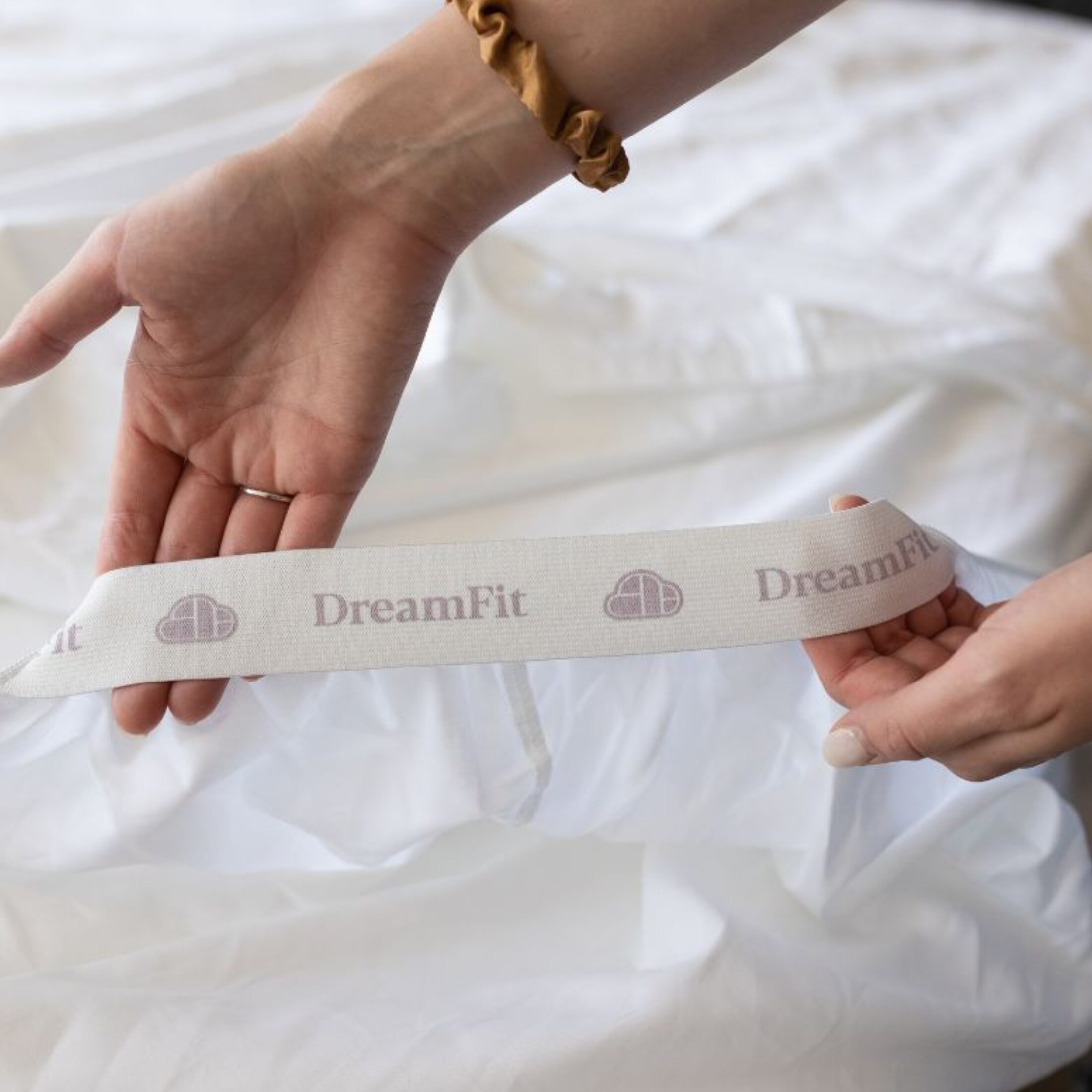 StaDry Queen White Sheet Set