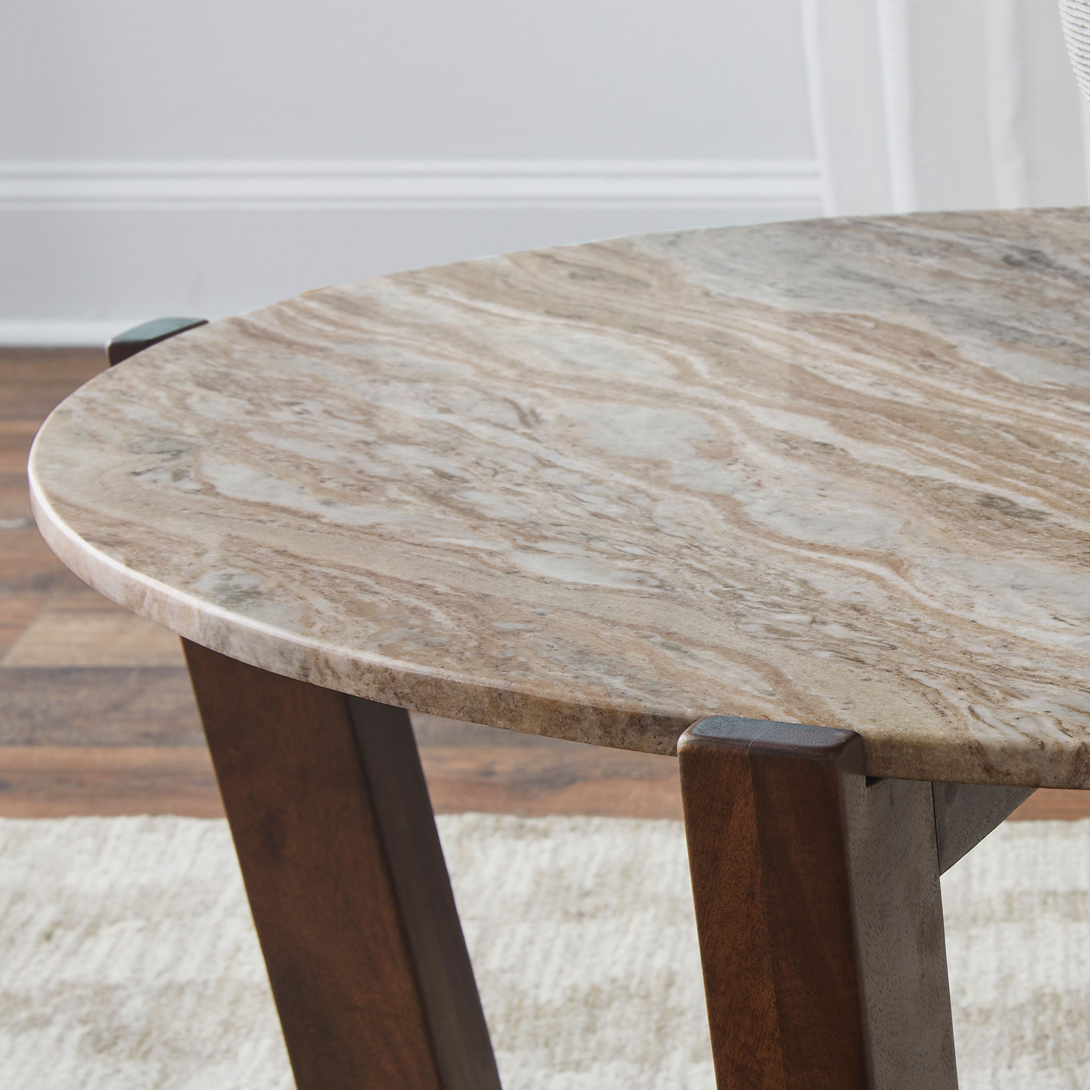 Tanidore Cocktail Table