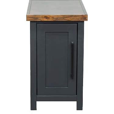 Essex Chairside Table