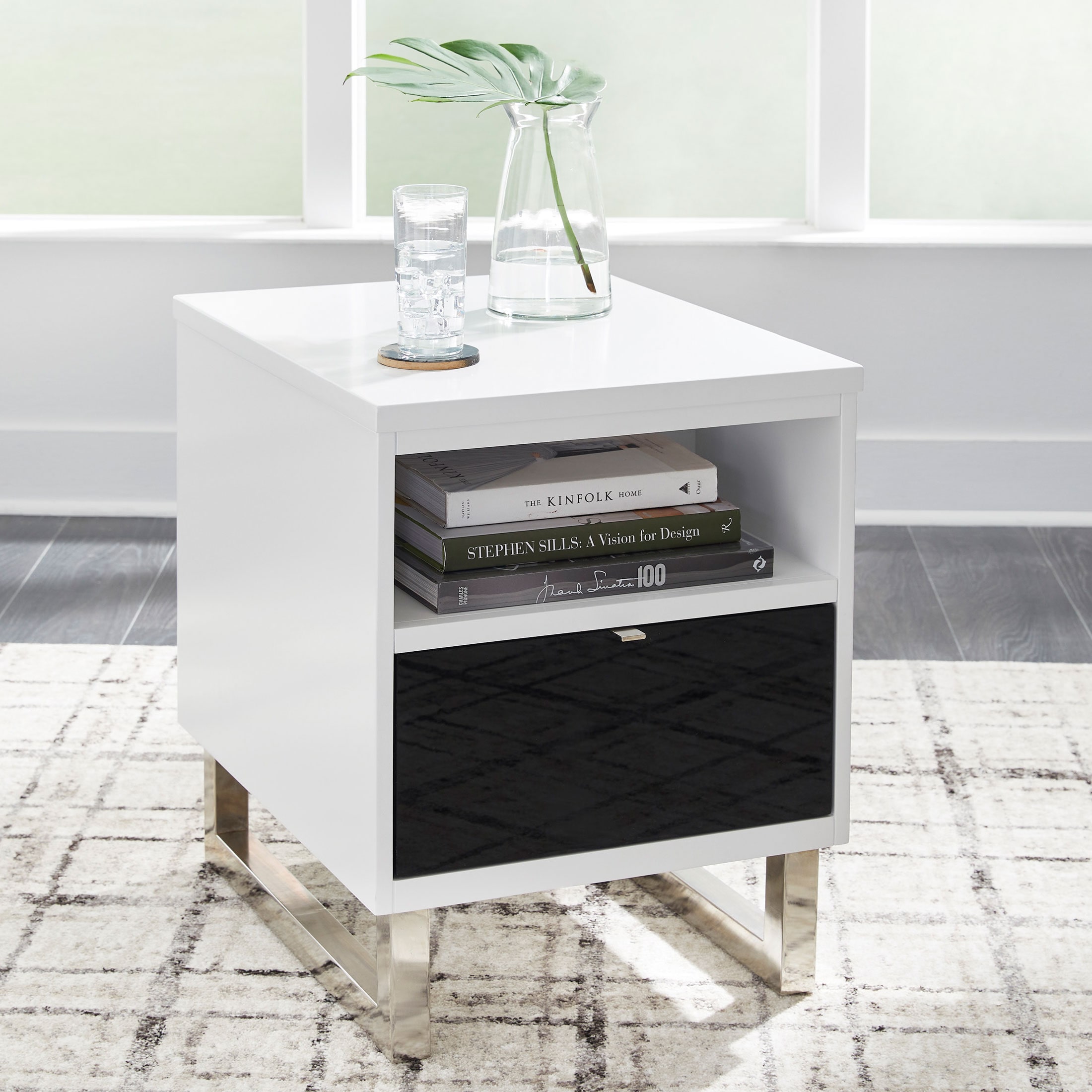 Gardoni Chairside Table