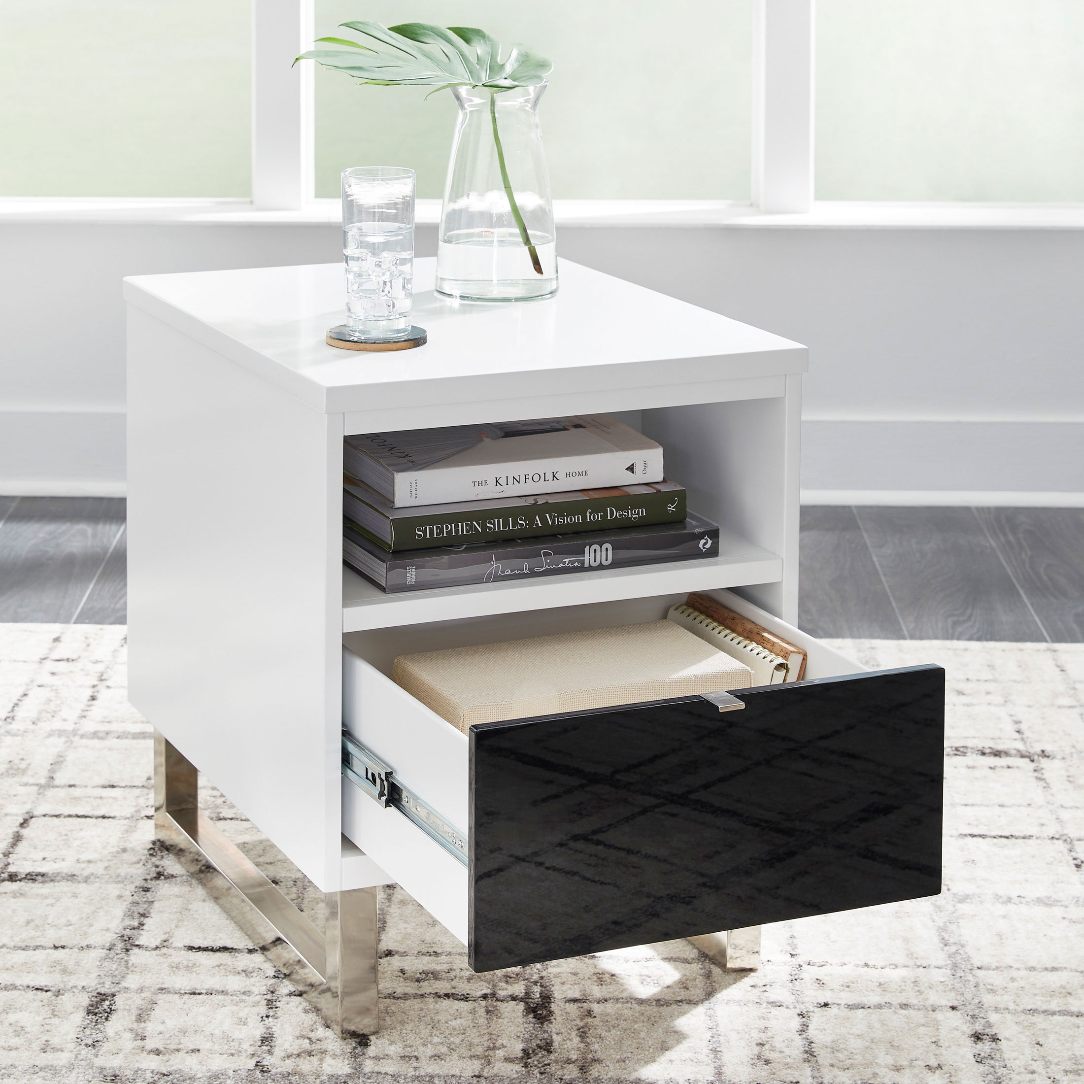 Gardoni Chairside Table