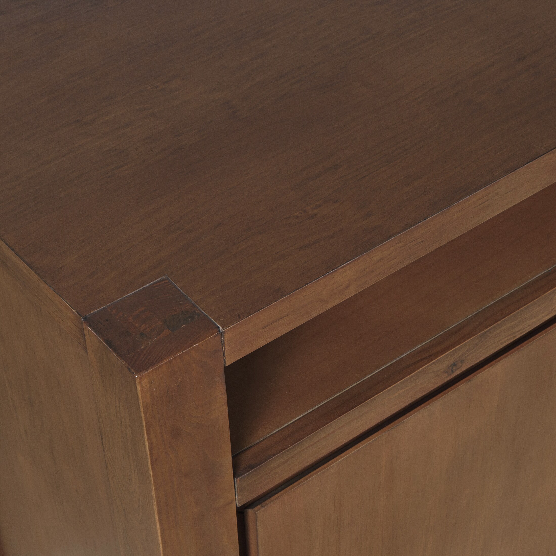 Brownstone Media Console