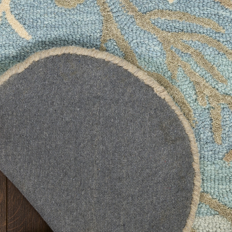  multi rugs   rug pads x  