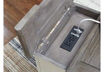 Bolanburg Chairside Table