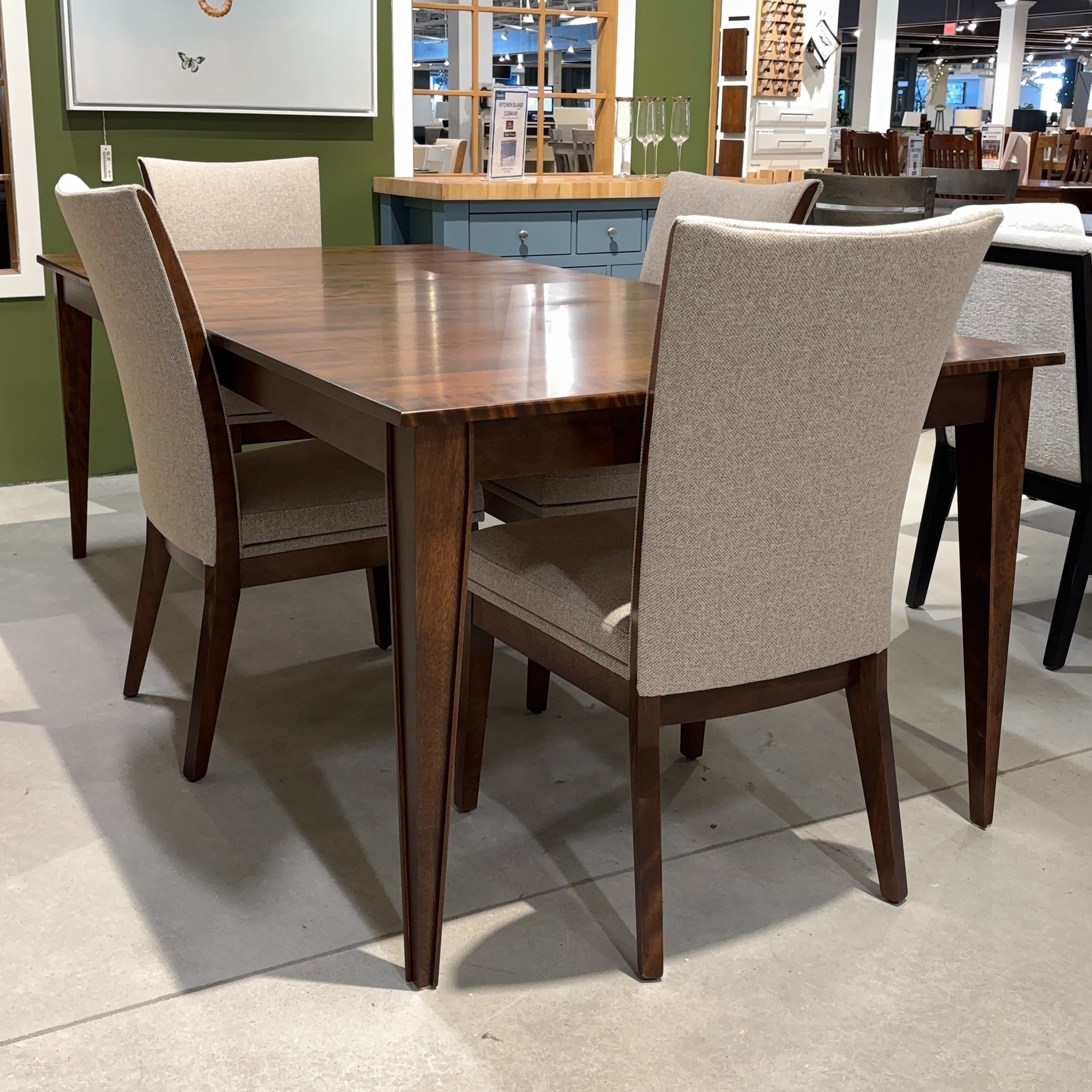 Arietta 7 Piece Dining Set