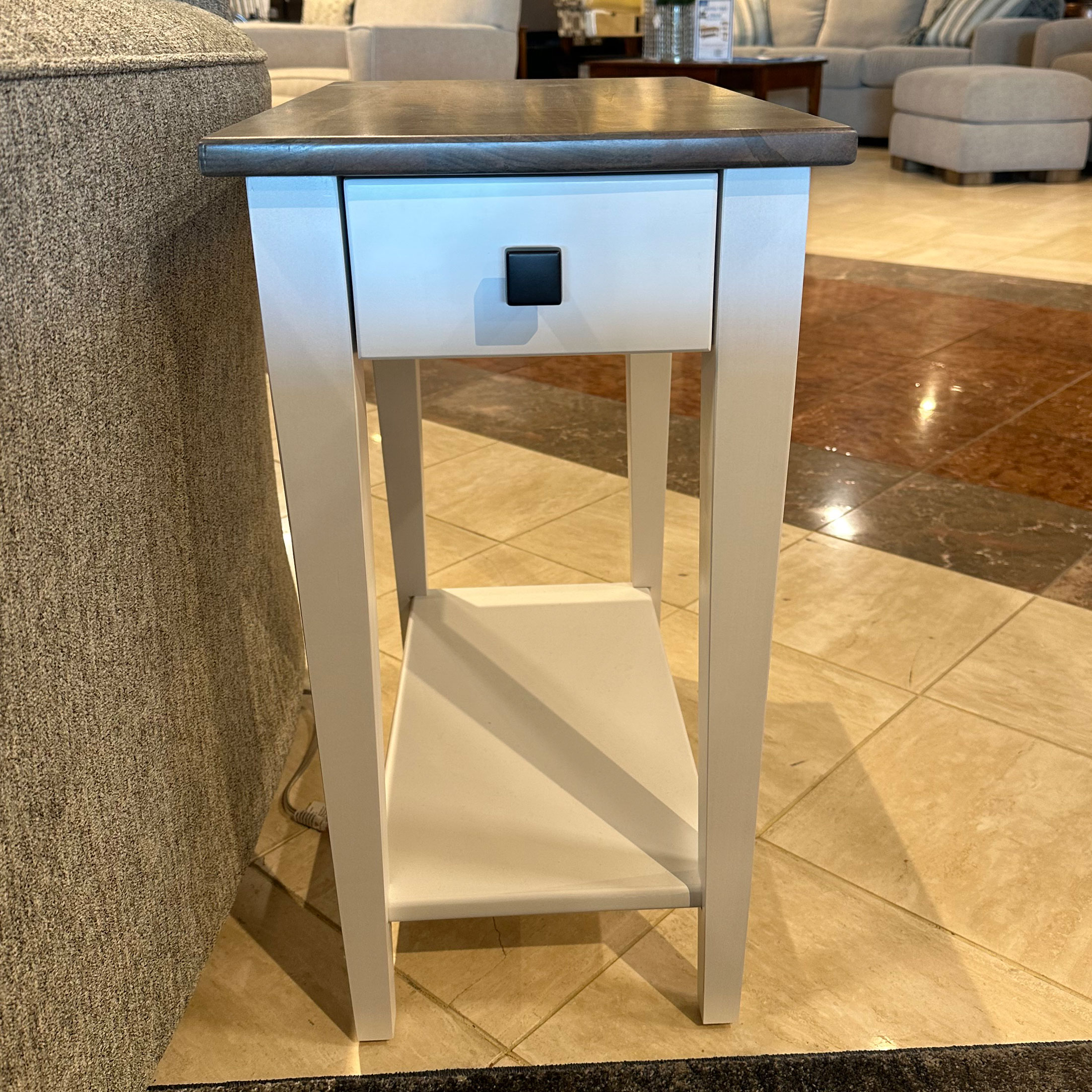 Windham Chairside Table