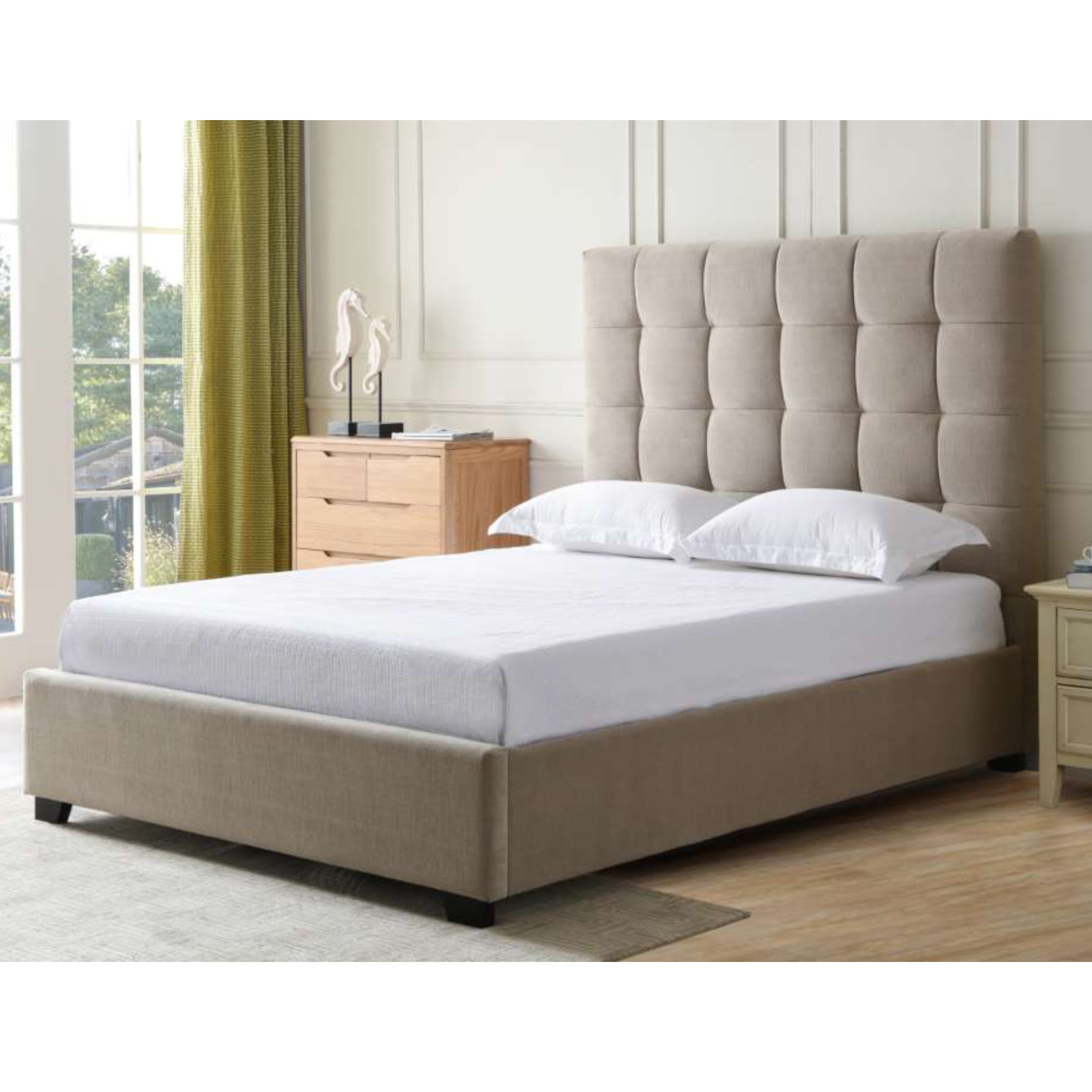 Queen Upholstered Bed | Cardis