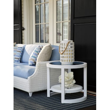 Ocean Breeze Prominade Accent Table