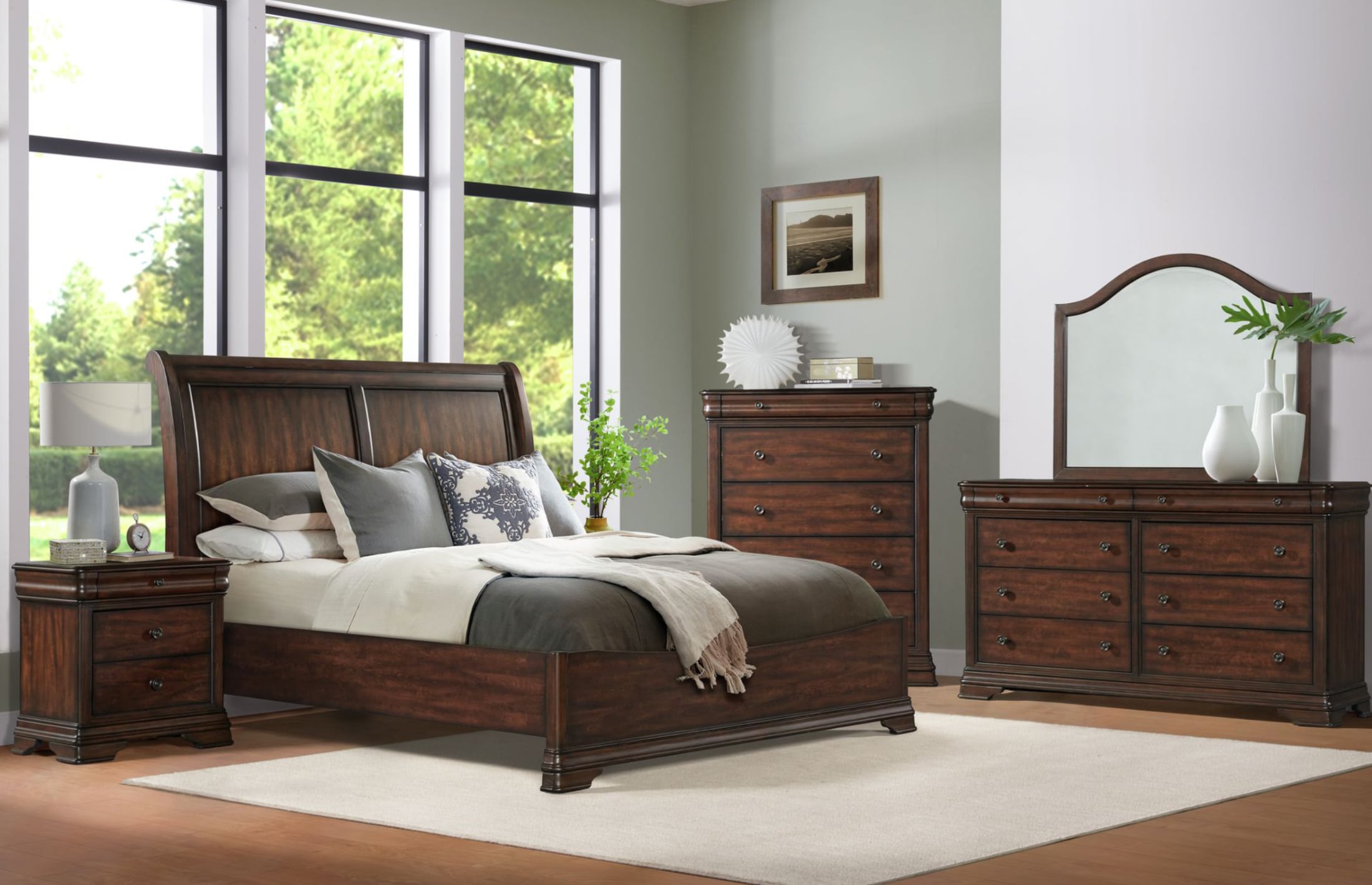 Phillipe 5 Piece Queen Bedroom Set