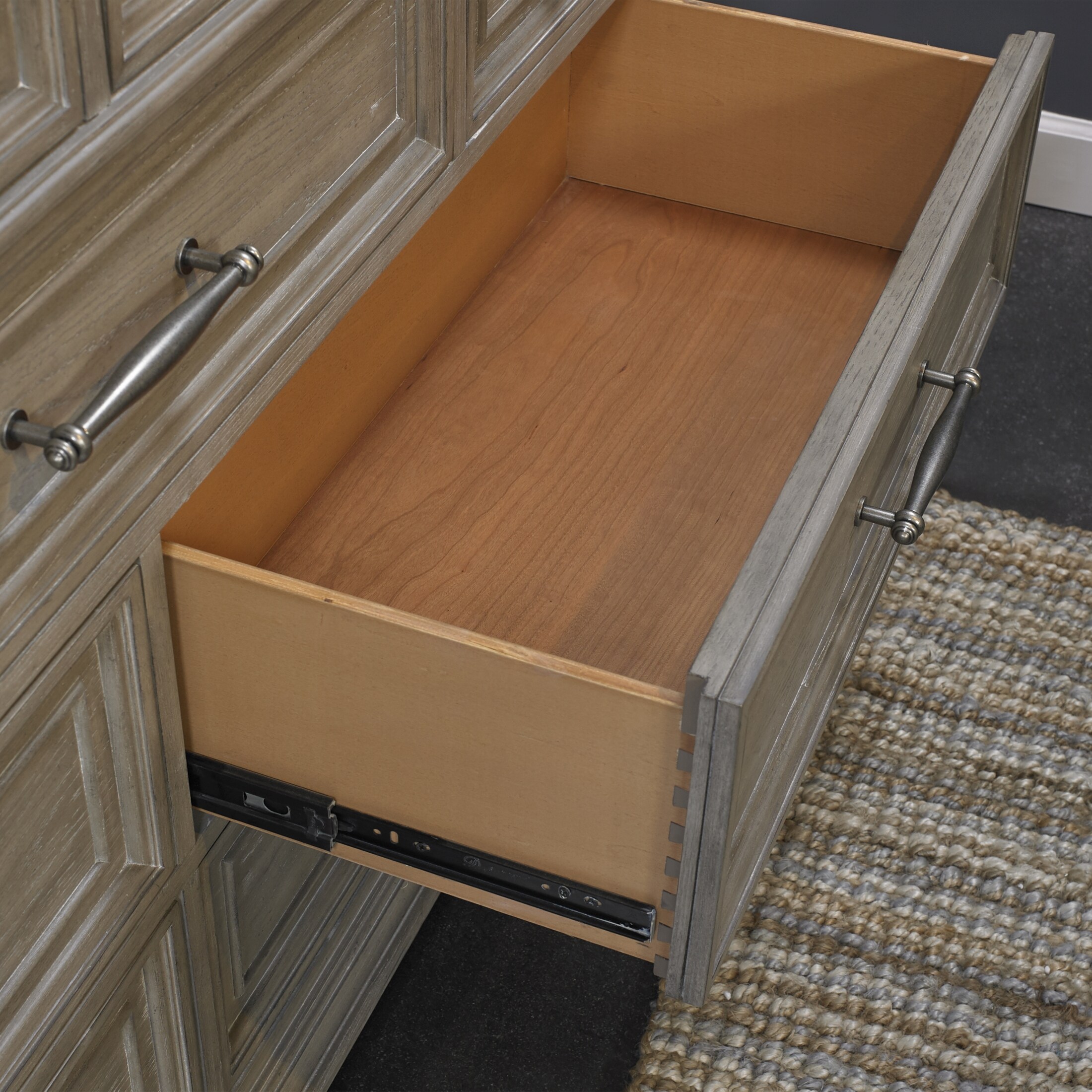 Abington 4 Piece Queen Bedroom