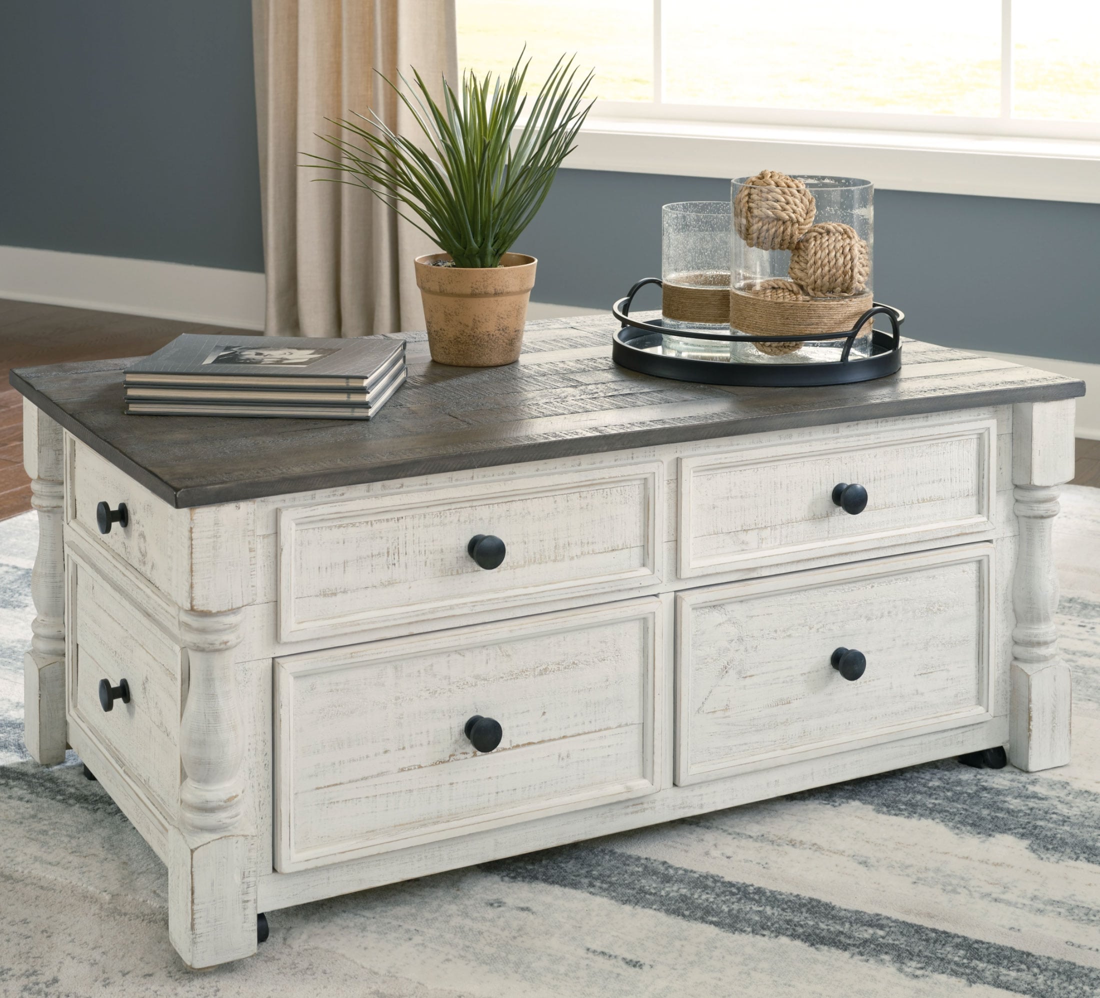 Havalance Lift Top Cocktail Table