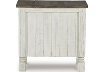 Havalance Chairside Table