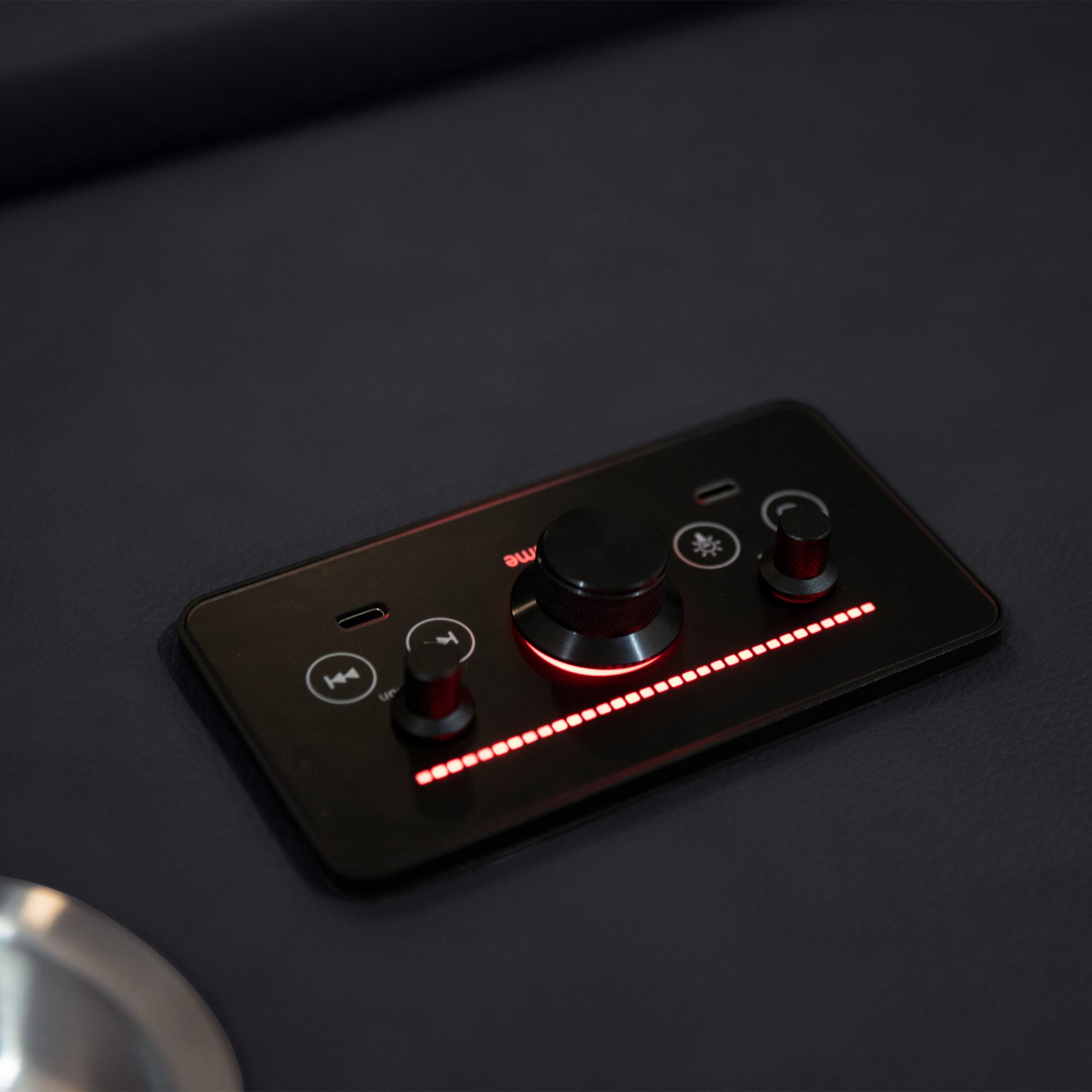 Power Sofa w/Immersive Sound