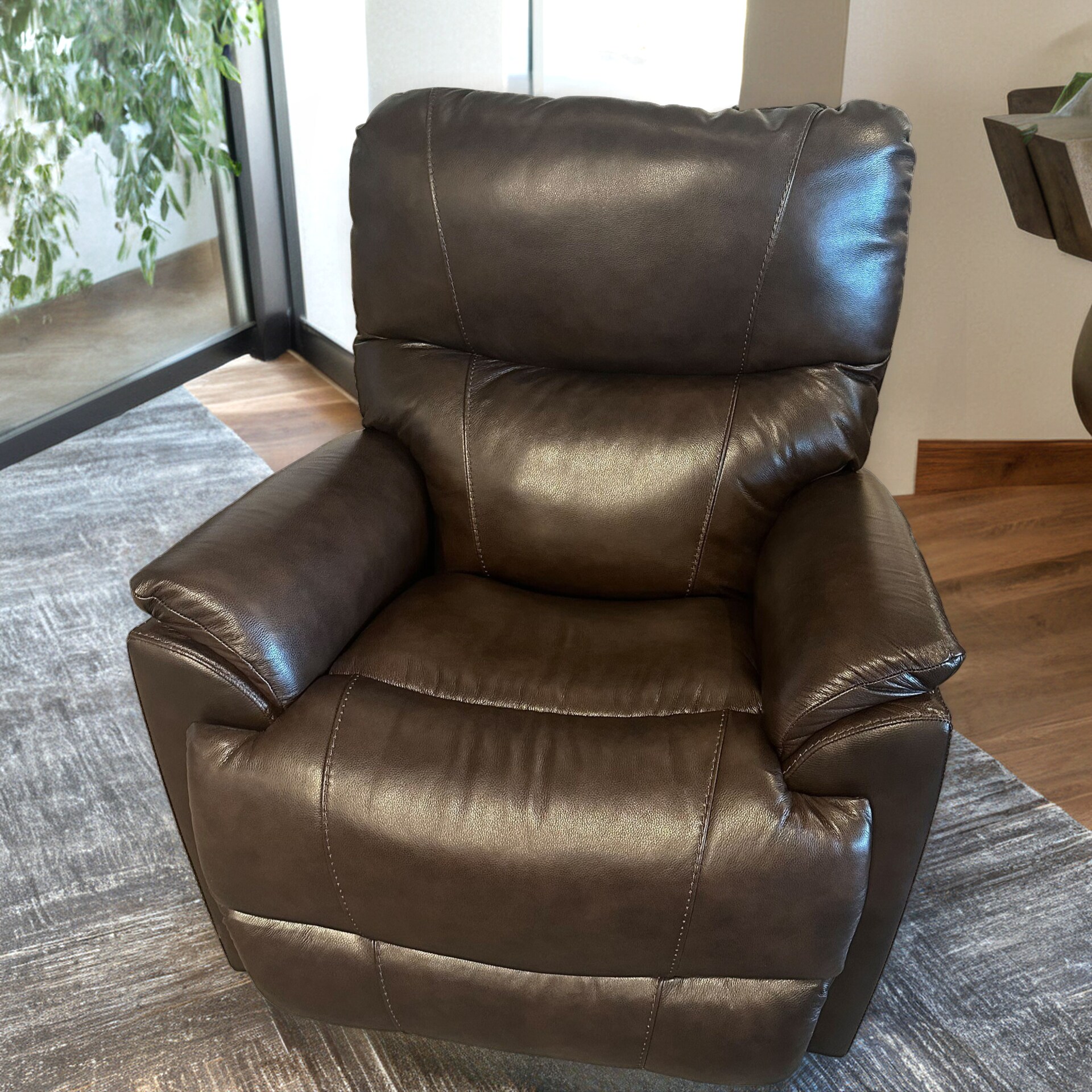Trouper Wall-Away Recliner