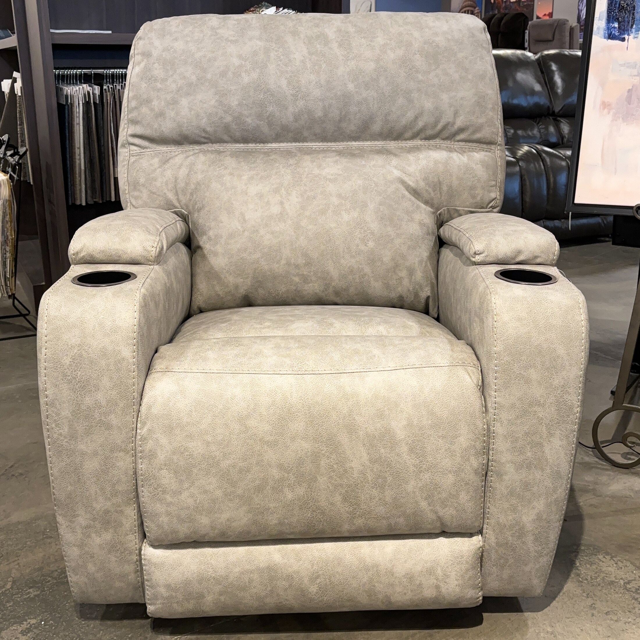 Contender Power Recliner