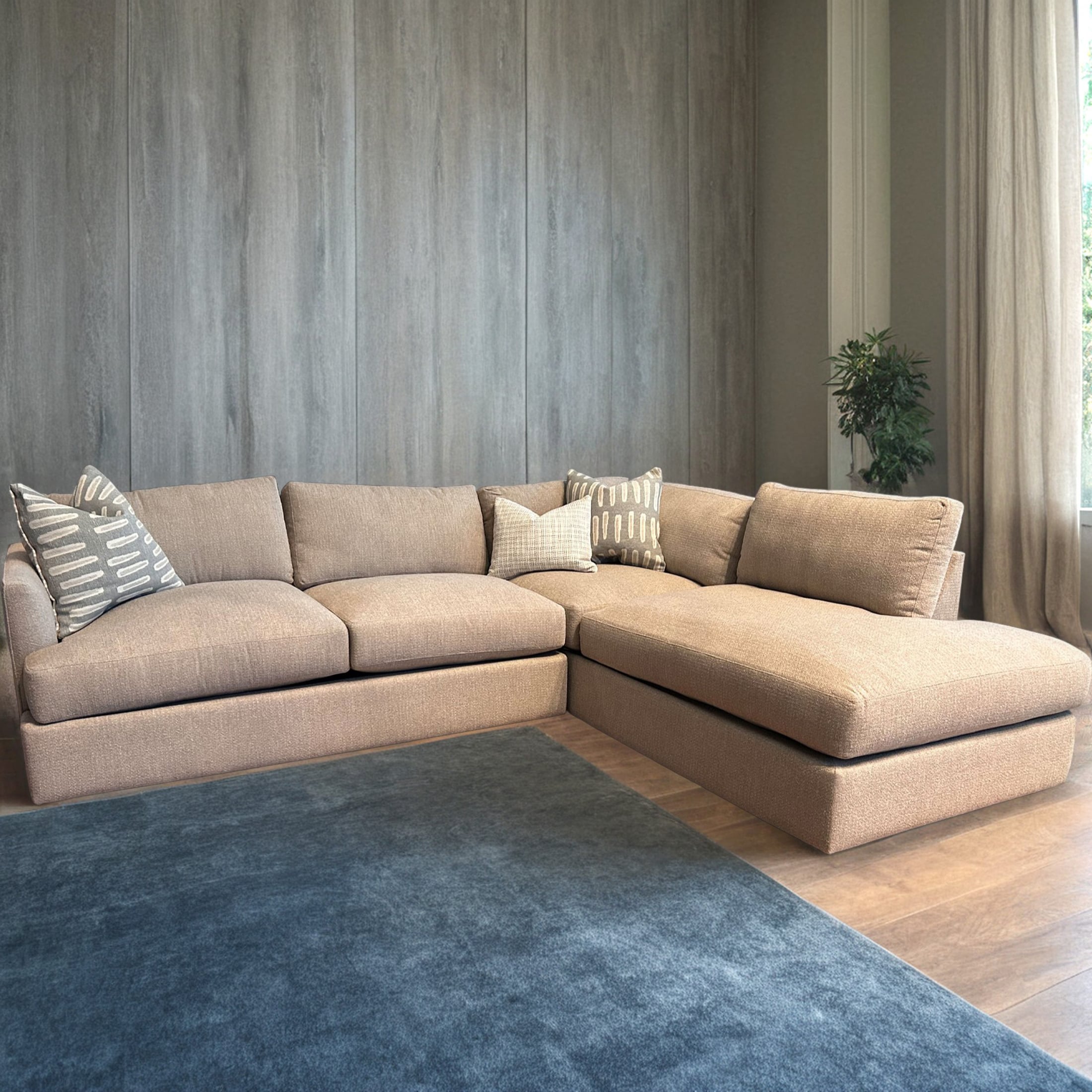 Leon 2 Piece Sectional