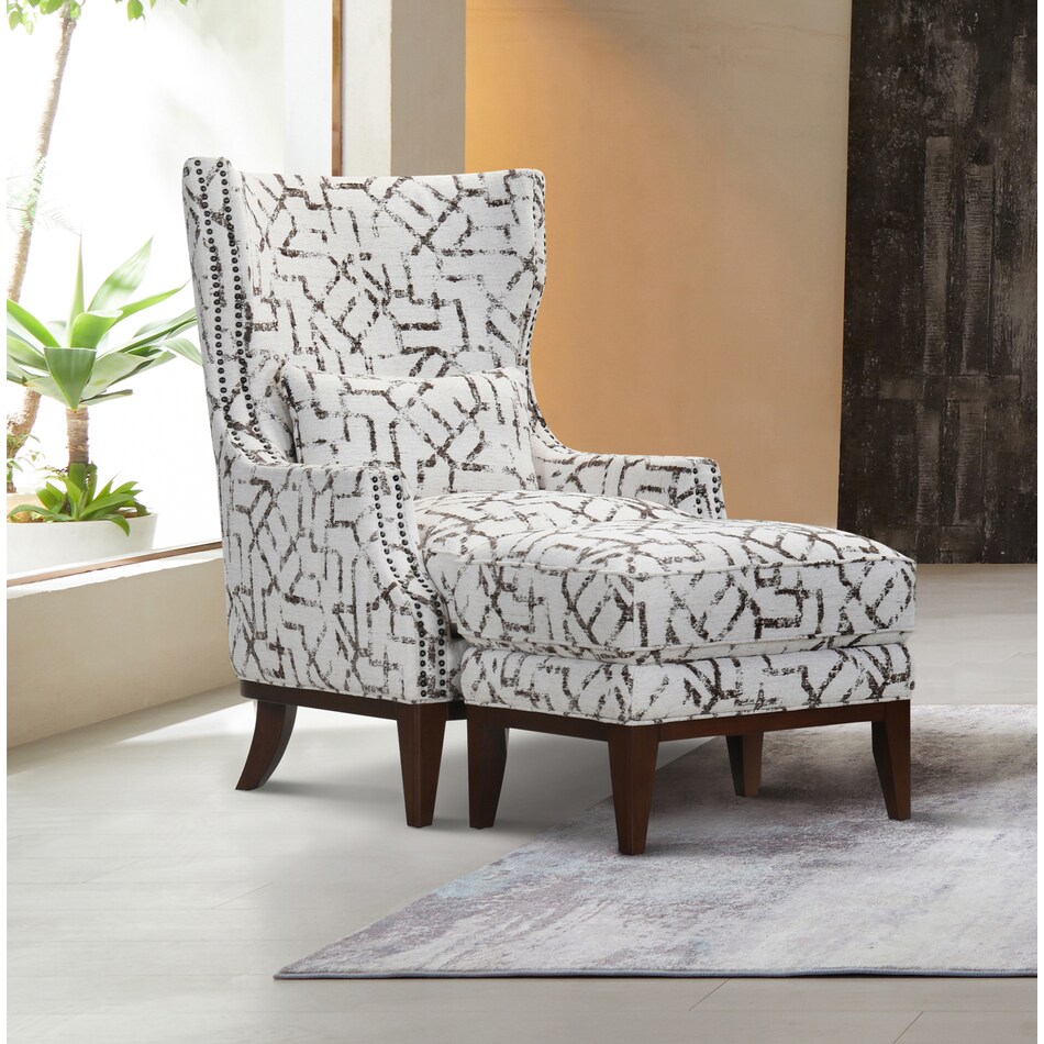  white chair   