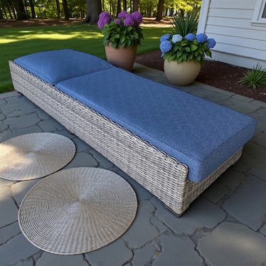 Essex Outdoor Chaise Lounge